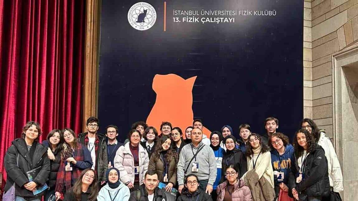 İstanbul Üniversitesi 13. Fizik Çalıştayı
